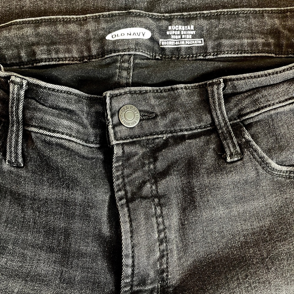 Old Navy Rockstar Super Skinny Jeans Women’s High Rise Distressed Size 12 - Picture 5 of 5
